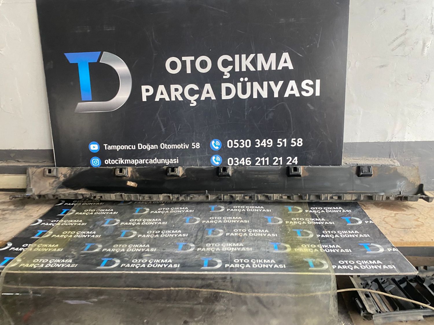 RENAULT DUSTER MAR�B�YEL KAPLAMASI 